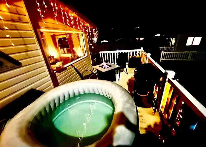 Newquay Seaside Lodge Retreat With Hot Tub